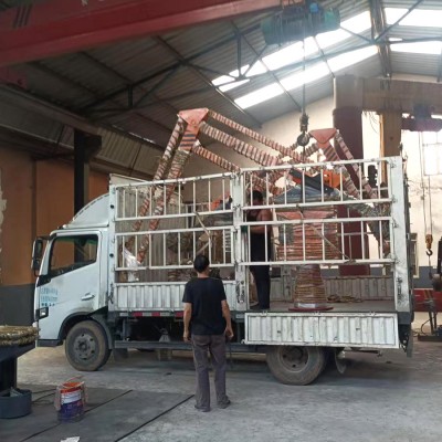 Casting manipulator w aplikacji Foundries